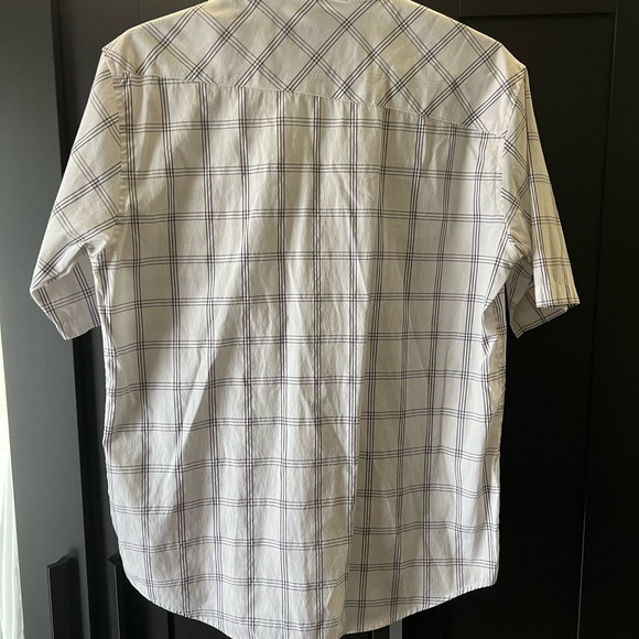 Airwalk short sleeve dress shirt -- Small - Picture 2 of 5